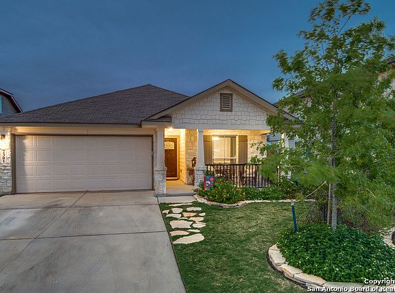 2nd image of 2301 Lighthouse Dr