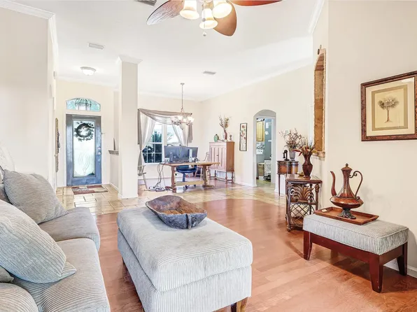 1926 Wages Way S, Jacksonville, FL 32218