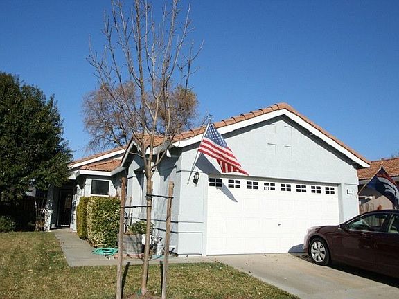 3rd image of 376 Quail Dr