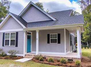 8 Elaine Cir, Durham, NC 27703