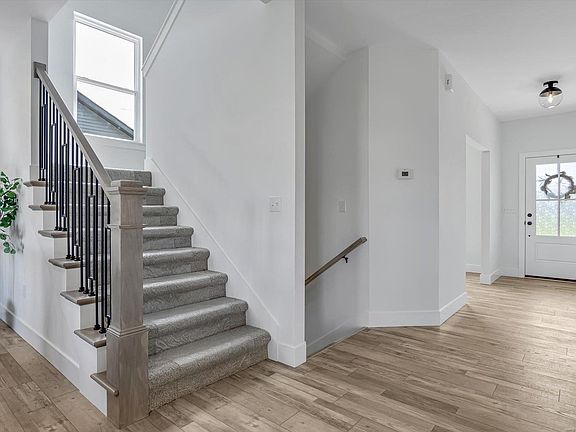 4th image of 3110 Ashley Dr