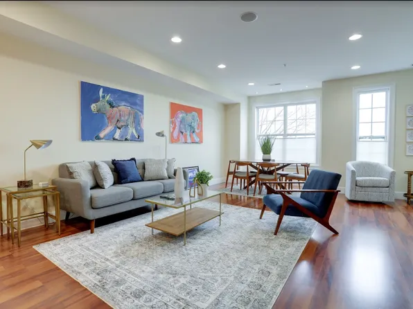 1143 Summit St NE #2, Washington, DC 20002