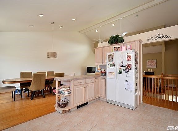 5th image of 2702 Peconic Ave