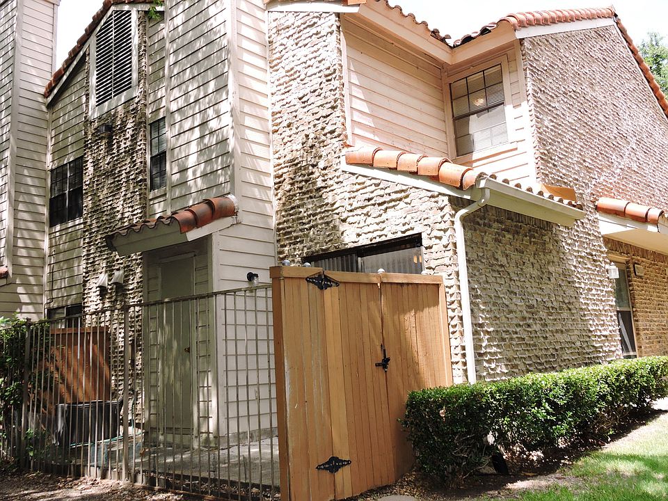 1st image of 891 Dublin Dr #4