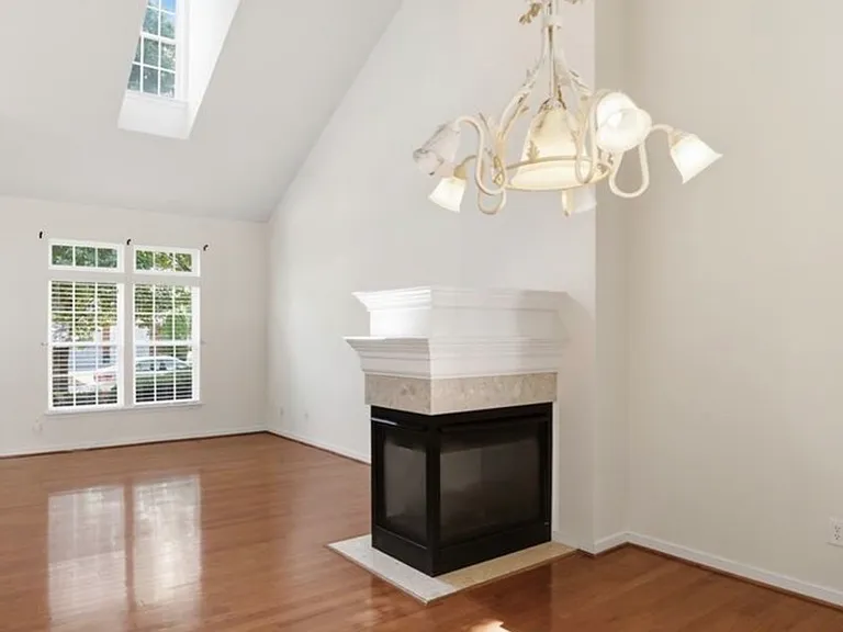 2003 Southwinds Ct — Photo 6