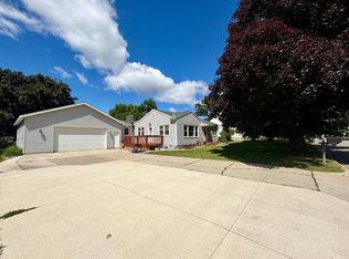 404 2nd St S, Grove City, MN 56243