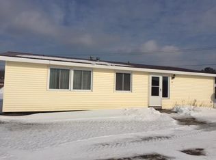 14 Clubhouse Dr, Kincheloe, MI 49788