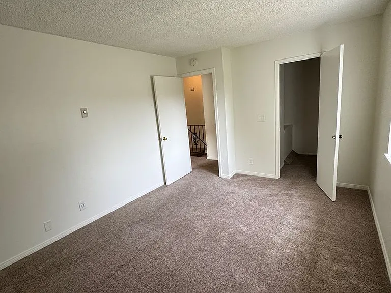 2631 Spinnaker Ave — Photo 12