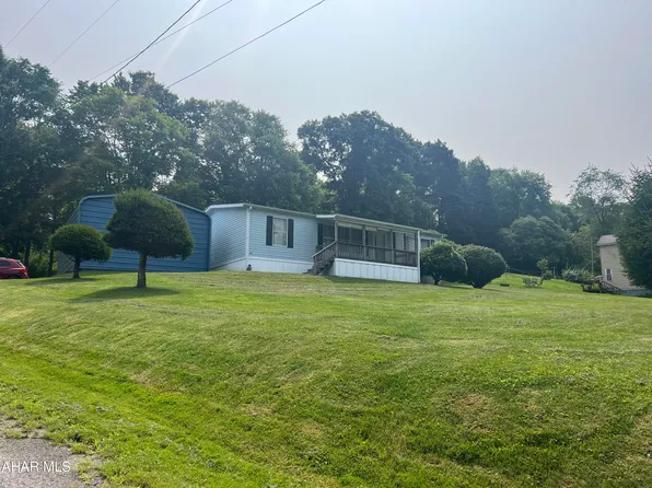 614 Chestnut St, Coalport, PA 16627