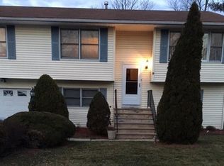 9 Dekalb St, Somerset, NJ