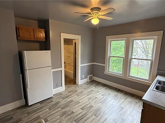 3rd image of 1187 Addison Rd #4