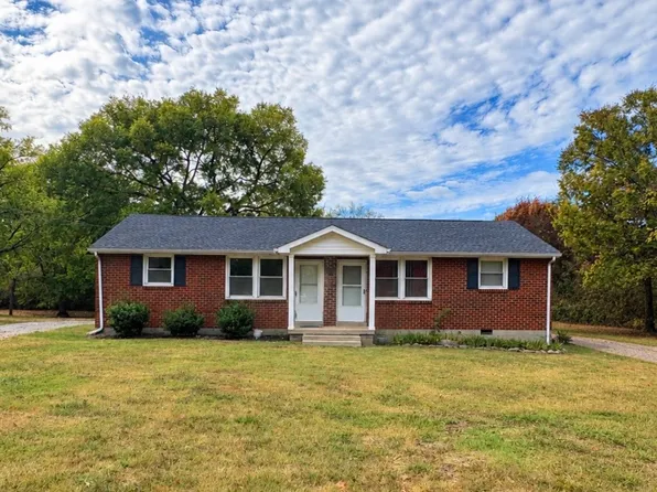 144 Hazelwood Ln, La Vergne, TN 37086