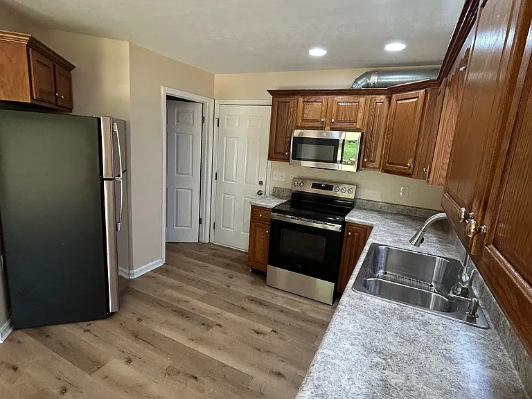 508 Inverness Ave — Photo 11