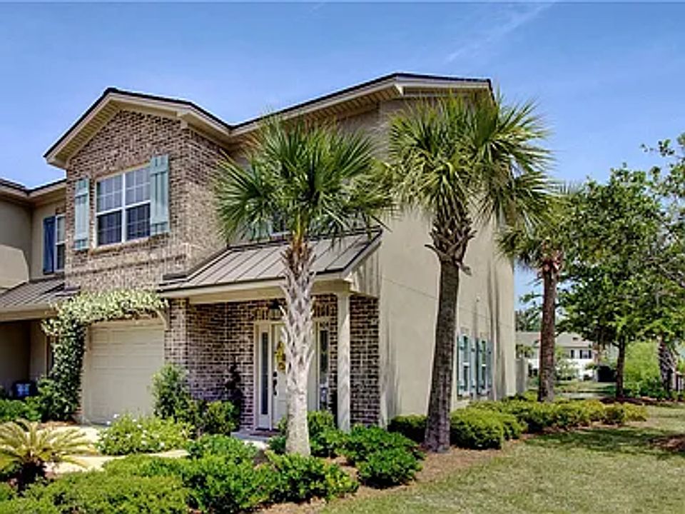 1st image of 404 Reserve Ln