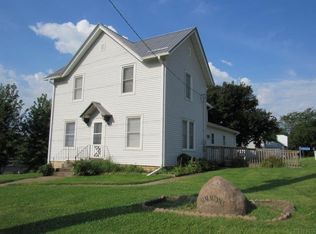 15524 Blacksmith Rd, Anamosa, IA 52205