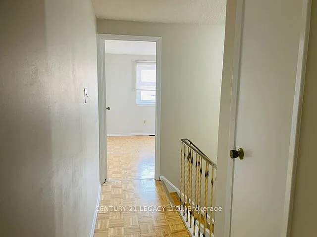 65 Bradstone Sq — Photo 8