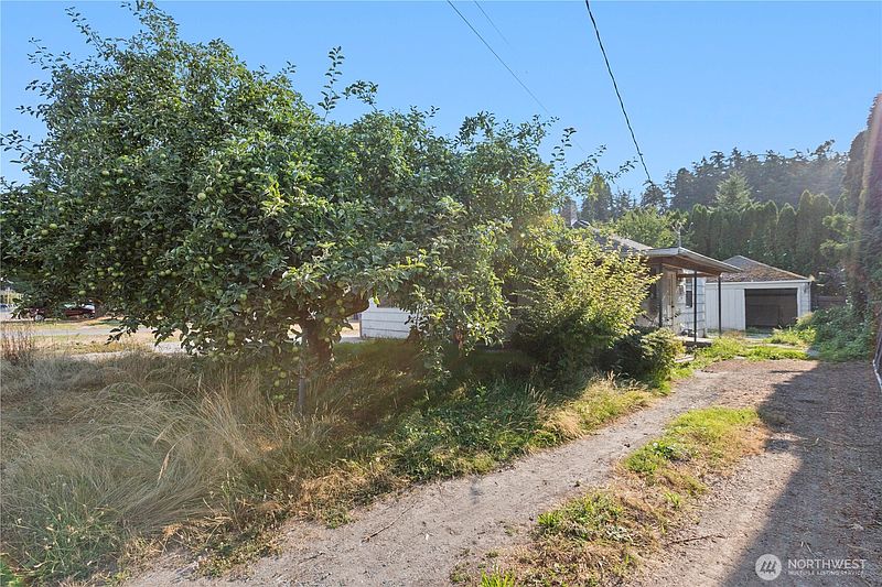 3rd image of 1420 S 6th Street
