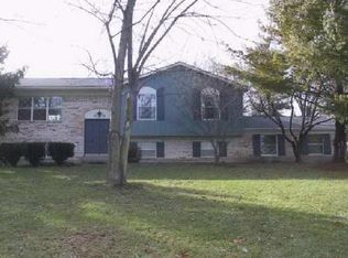 7703 Trailwoods Ct, West Chester, OH 45069