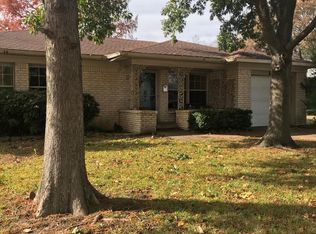 1424 N Highland Ave, Sherman, TX 75092