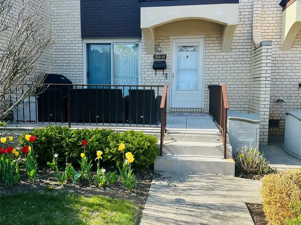 215-15 23rd Avenue #TH10, Bayside, NY 11360