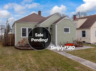 2422 32nd St, Moline, IL 61265