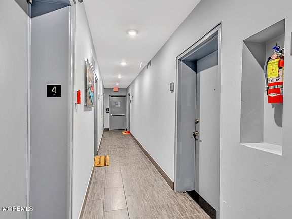 2nd image of 1706 Park Ave APT 4C