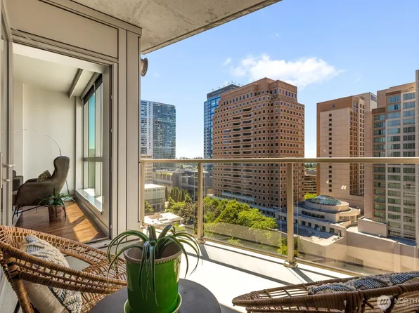 10610 NE 9th Place #1603, Bellevue, WA 98004