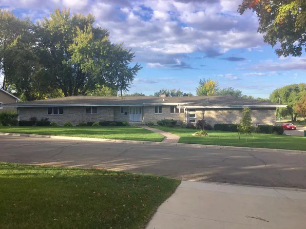 318 Garden Rd, Albert Lea, MN 56007