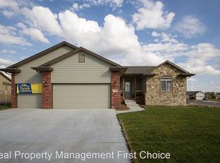 1300 N Spring Ridge Dr, Derby, KS 67037
