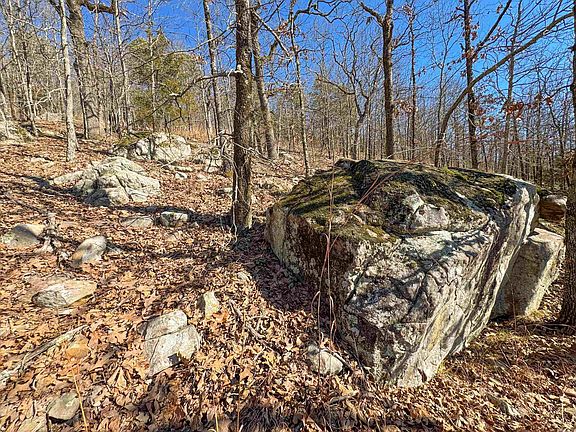 2nd image of 2 High Point Dr