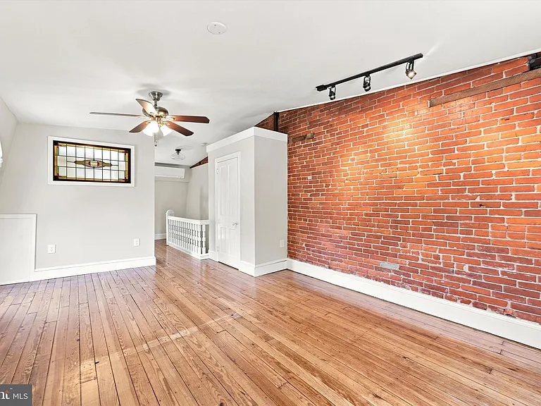 1810 Mount Salem Ln — Photo 8