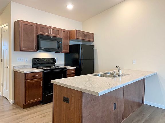 3rd image of 5863 Chapin St #5859-18
