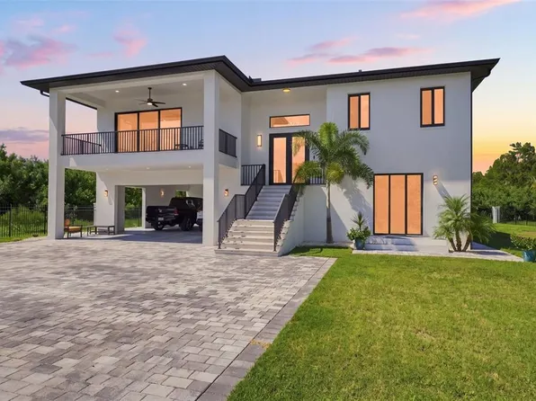 5035 BAY BOULEVARD, PORT RICHEY, FL 34668