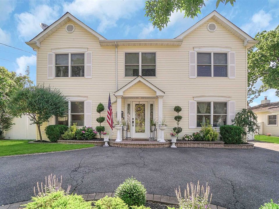 1st image of 35 Park Ln
