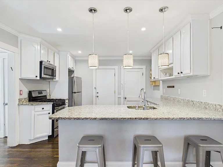 53 Torrey St #1 — Photo 12
