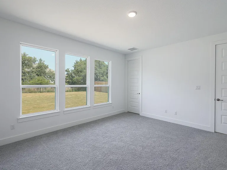 182 Yarbrough Dr — Photo 16