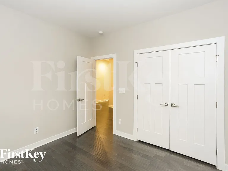 6425 Brighton Park Dr — Photo 11