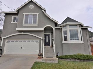 16476 Eagle Rock Rd, Hidden Valley Lake, CA 95467