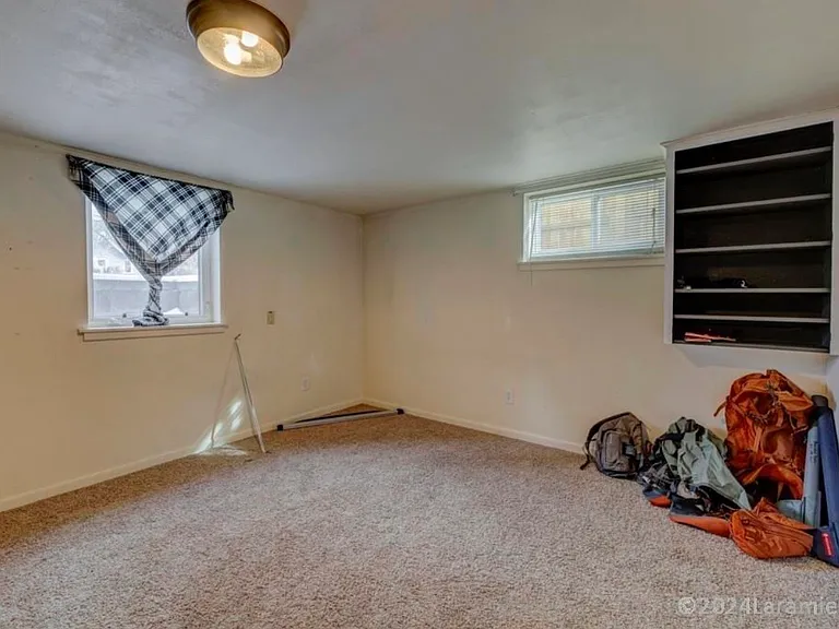 1010 Gibbon St — Photo 8