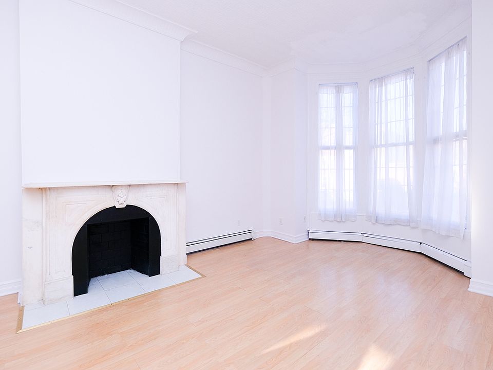 1st image of 272 9th St #A1