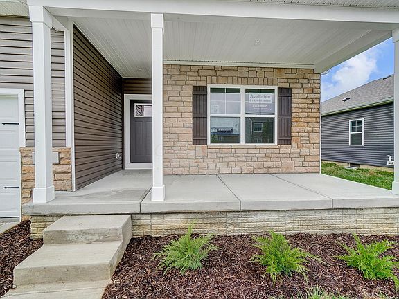 4th image of 710 Leslie Dr