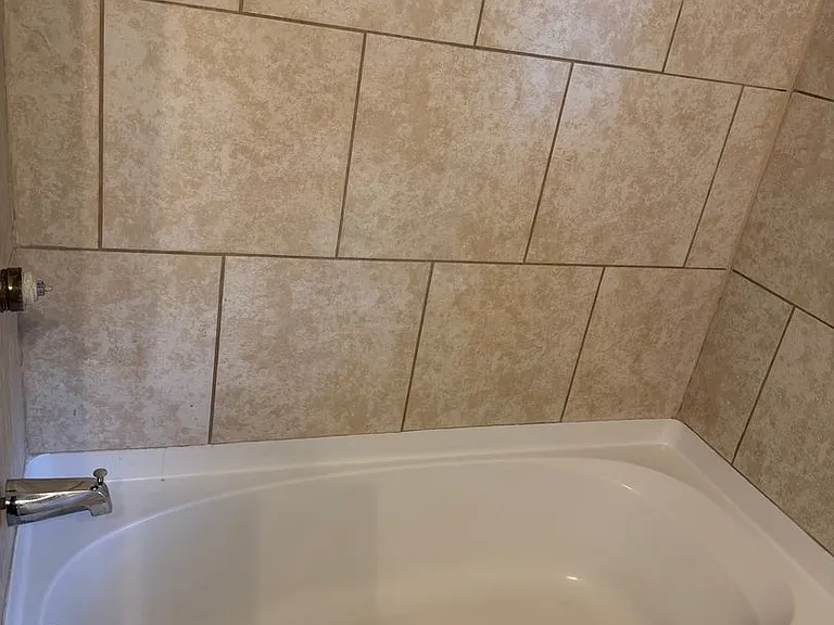 1009 Shalimar Dr — Photo 5
