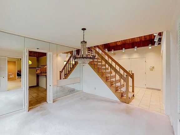 4th image of 277 Ocean Ave