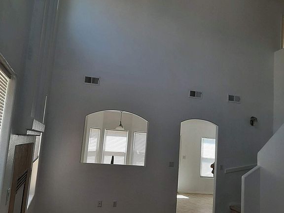 4th image of 1720 Avenida Real NW
