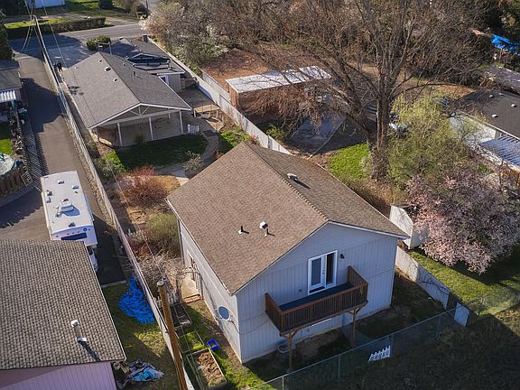 4th image of 2321-2325 Kings Hwy