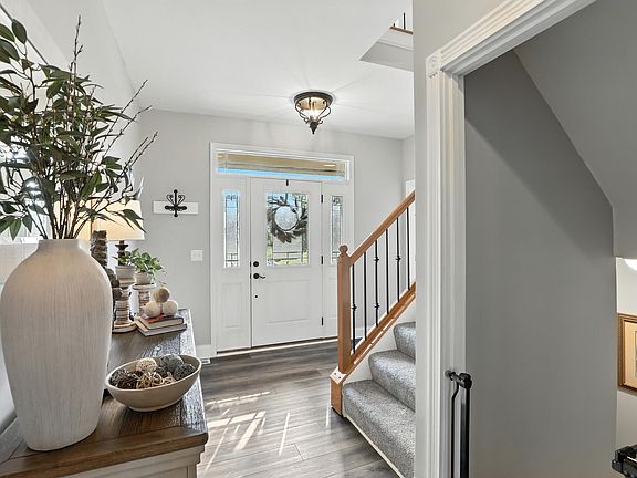 3rd image of 10213 Highmeadow Ln