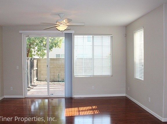 3rd image of 8636 Cortina Cir