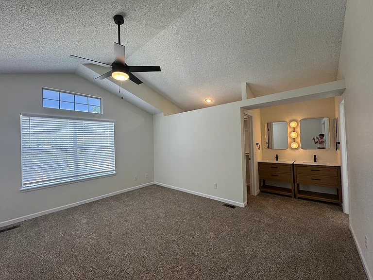 4601 N Blazingstar Trl — Photo 15