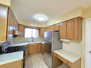 26 Amber St #1, Staten Island, NY 10306