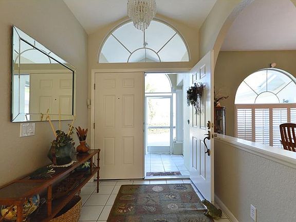 4th image of 8070 Casa De Meadows Dr